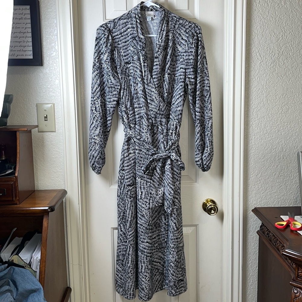 A New Day • Women’s Dress Black and White Long Sleeves Tie Belt Faux Wrap Dress